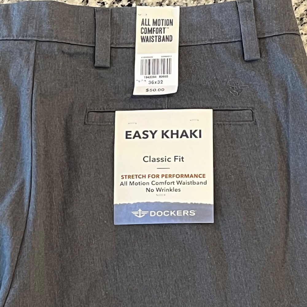 NWT Dockers Easy Khaki Classic Fit Pants Mens‎ 36x32 Gray No Wrinkle
